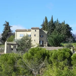 le-relais-de-la-tour.hotels-rhonealpes.com/